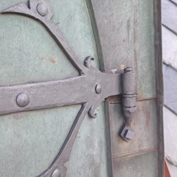 Nová střešní krytina hlavní lodi baziliky sv. Petra a Pavla