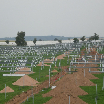 Výstavba fotovoltaické elektrárny 3,2 MWp v lokalitě Smiřice