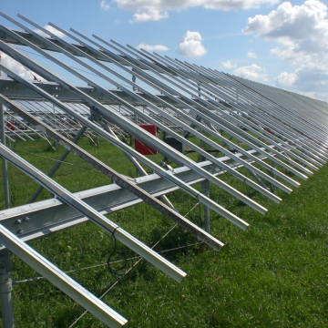 Výstavba fotovoltaické elektrárny 3,2 MWp v lokalitě Smiřice