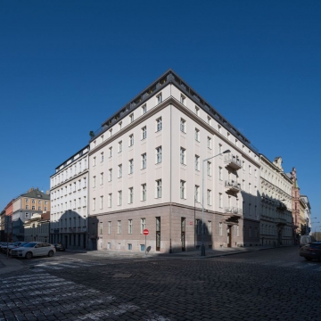 BD Opletalova 13