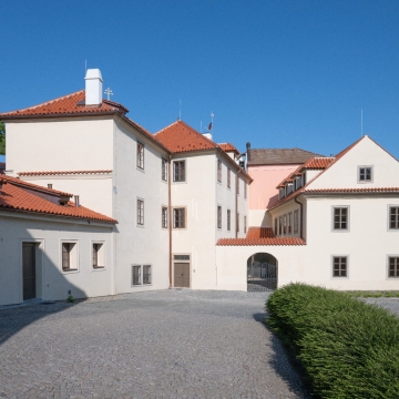 Stavební úpravy objektů Trčkových domů a zahrady