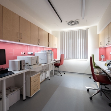 Rekonstrukce budovy "A" Ústavu hematologie a krevní transfuze - II. etapa